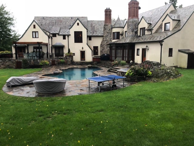 Scarsdale Home and Roof pressure washing- Westchester, NY- Westchester Power Washing